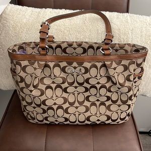 Coach Bag No E1160-F17726 Brown - Excellent Condition